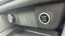 Nissan Qashqai 1.3 DiG-T MH N-Connecta 5dr Petrol Hatchback